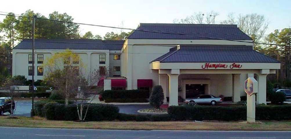 拉斯顿汉普顿酒店 外观 照片